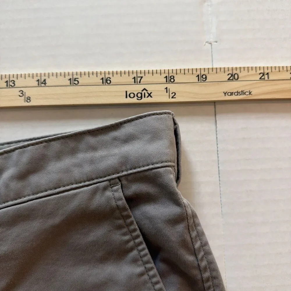 L.L. Bean Men’s 34W Gray Utility Hiking Shorts Cotton CoolMax Blend Flat Front